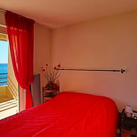 דירה Confortable 35m² Avec Terrasse Et Wifi A Sete, 2 Etoiles - Fr-1-472a-163 *