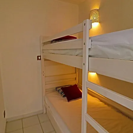 Apartment Confort 35m² Avec Terrasse, 2⭐, Wifi A - Fr-1-472a-163 Sète